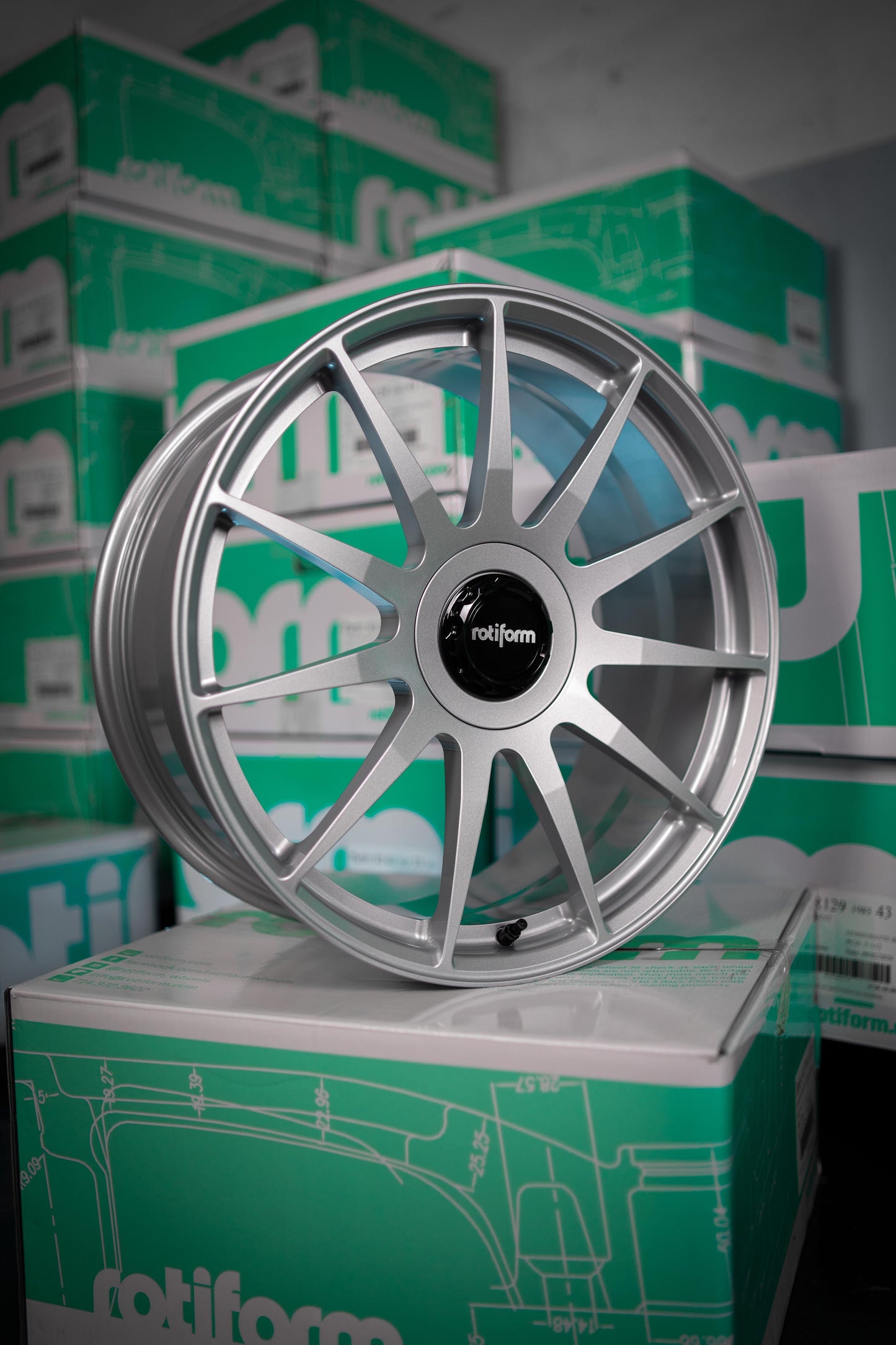 Rotiform FORGED MONO DTM 20X9 +40 SILVER Felge